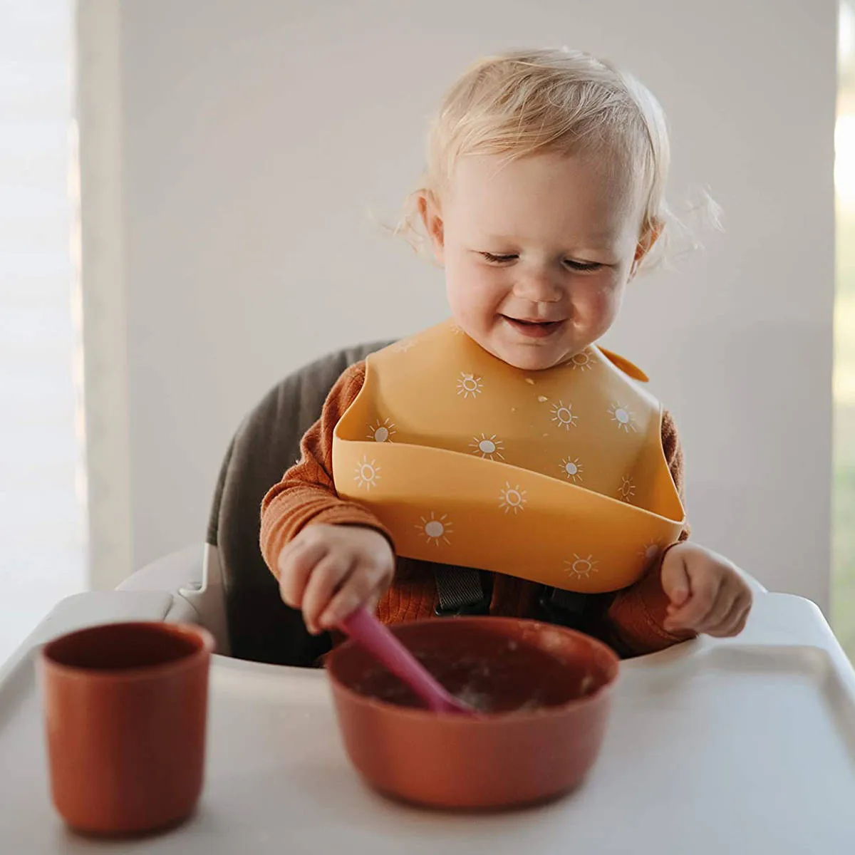 Mushie Silicon Baby Bib, Rainbow