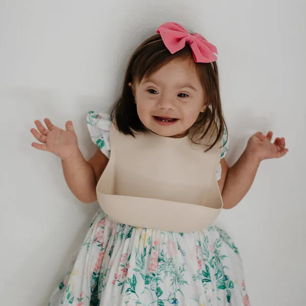 Mushie Silicone Baby Bib Blush